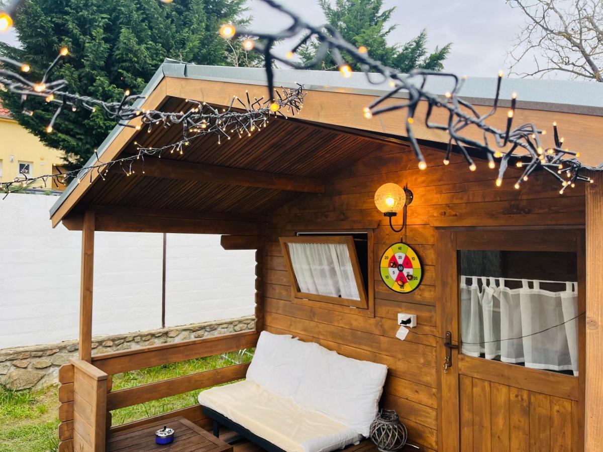Chatky Daniel-Mikulov, A Private Campsite Just For You ภายนอก รูปภาพ